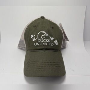 NEW Ducks Unlimited Embroidered Snapback Strap Mesh Trucker Cap Hat Hunting